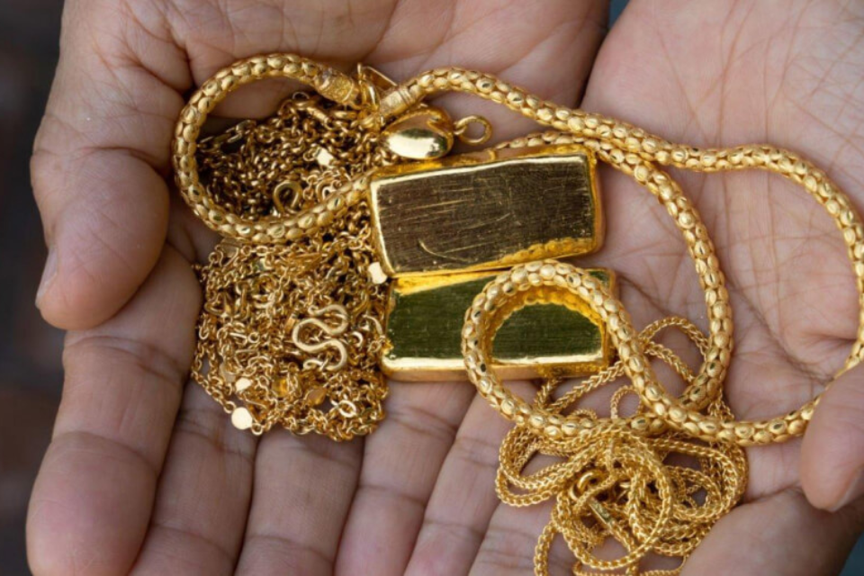 Top Gold Buyers in Karnataka – Get Cash for Your Gold Now!